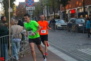 [Activiteiten en Festiviteiten] :: Drechtstadloop Halve Marathon Eind (57)
