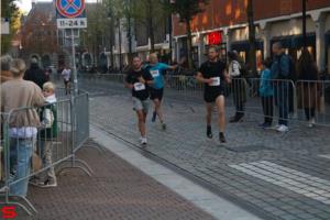 [Activiteiten en Festiviteiten] :: Drechtstadloop Halve Marathon Eind (67)