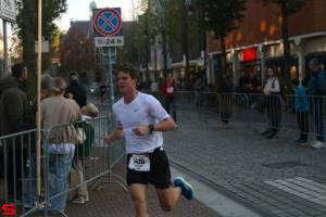 [Activiteiten en Festiviteiten] :: Drechtstadloop Halve Marathon Eind (57)