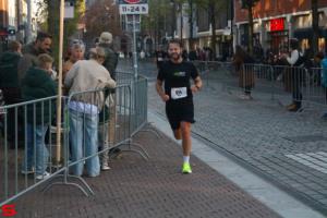 [Activiteiten en Festiviteiten] :: Drechtstadloop Halve Marathon Eind (60)