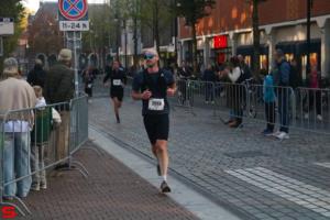 [Activiteiten en Festiviteiten] :: Drechtstadloop Halve Marathon Eind (55)