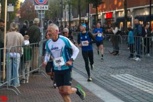 [Activiteiten en Festiviteiten] :: Drechtstadloop Halve Marathon Eind (59)