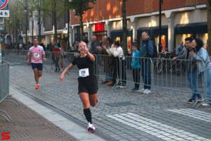 [Activiteiten en Festiviteiten] :: Drechtstadloop Halve Marathon Eind (65)