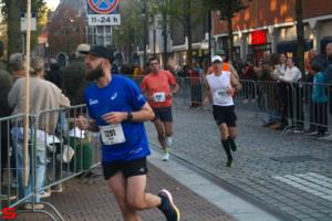 [Activiteiten en Festiviteiten] :: Drechtstadloop Halve Marathon Eind (56)