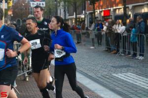 [Activiteiten en Festiviteiten] :: Drechtstadloop Halve Marathon Eind (54)