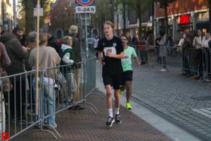 [Activiteiten en Festiviteiten] :: Drechtstadloop Halve Marathon Eind (56)