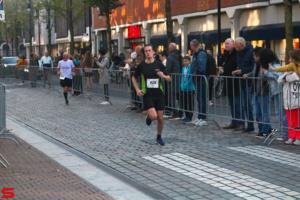 [Activiteiten en Festiviteiten] :: Drechtstadloop Halve Marathon Eind (60)
