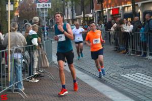 [Activiteiten en Festiviteiten] :: Drechtstadloop Halve Marathon Eind (62)