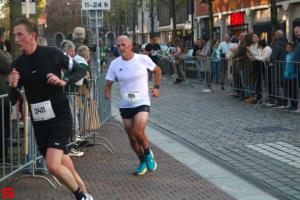 [Activiteiten en Festiviteiten] :: Drechtstadloop Halve Marathon Eind (63)