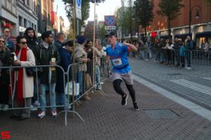 [Activiteiten en Festiviteiten] :: Drechtstadloop Halve Marathon Eind (67)