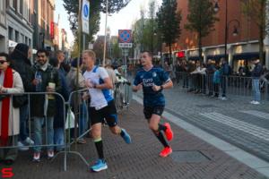 [Activiteiten en Festiviteiten] :: Drechtstadloop Halve Marathon Eind (68)