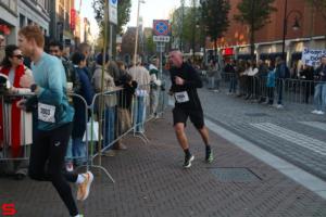[Activiteiten en Festiviteiten] :: Drechtstadloop Halve Marathon Eind (57)
