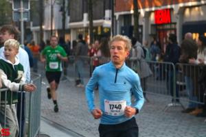 [Activiteiten en Festiviteiten] :: Drechtstadloop Halve Marathon Eind (57)