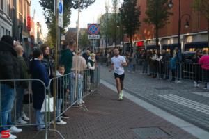 [Activiteiten en Festiviteiten] :: Drechtstadloop Halve Marathon Eind (67)