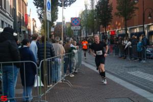 [Activiteiten en Festiviteiten] :: Drechtstadloop Halve Marathon Eind (59)