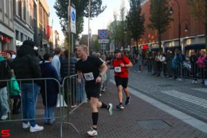 [Activiteiten en Festiviteiten] :: Drechtstadloop Halve Marathon Eind (61)