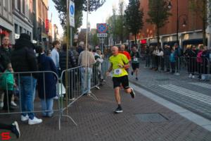 [Activiteiten en Festiviteiten] :: Drechtstadloop Halve Marathon Eind (66)