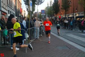[Activiteiten en Festiviteiten] :: Drechtstadloop Halve Marathon Eind (67)