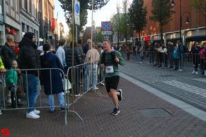 [Activiteiten en Festiviteiten] :: Drechtstadloop Halve Marathon Eind (68)