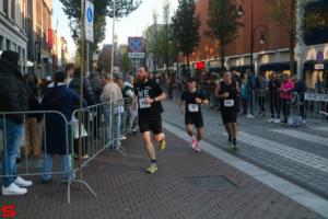 [Activiteiten en Festiviteiten] :: Drechtstadloop Halve Marathon Eind (59)