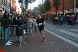 [Activiteiten en Festiviteiten] :: Drechtstadloop Halve Marathon Eind (61)