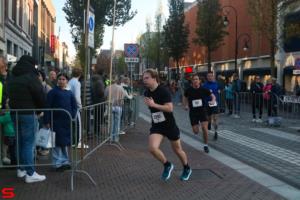 [Activiteiten en Festiviteiten] :: Drechtstadloop Halve Marathon Eind (66)