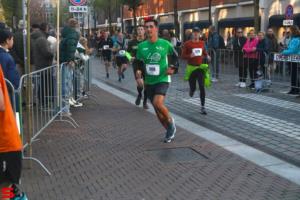 [Activiteiten en Festiviteiten] :: Drechtstadloop Halve Marathon Eind (56)