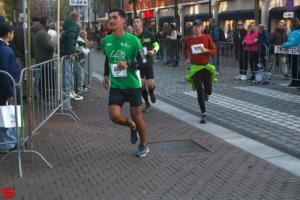 [Activiteiten en Festiviteiten] :: Drechtstadloop Halve Marathon Eind (57)