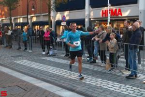 [Activiteiten en Festiviteiten] :: Drechtstadloop Halve Marathon Eind (59)