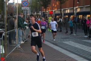 [Activiteiten en Festiviteiten] :: Drechtstadloop Halve Marathon Eind (59)