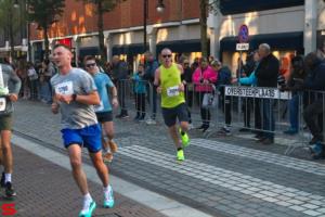 [Activiteiten en Festiviteiten] :: Drechtstadloop Halve Marathon Eind (62)