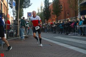 [Activiteiten en Festiviteiten] :: Drechtstadloop Halve Marathon Eind (68)