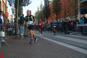 [Activiteiten en Festiviteiten] :: Drechtstadloop Halve Marathon Eind (55)