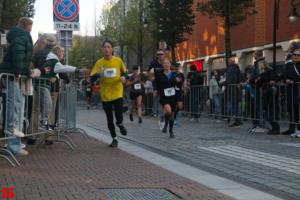 [Activiteiten en Festiviteiten] :: Drechtstadloop Halve Marathon Eind (58)