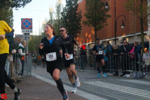 [Activiteiten en Festiviteiten] :: Drechtstadloop Halve Marathon Eind (60)