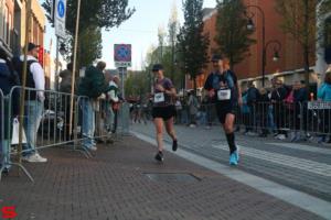 [Activiteiten en Festiviteiten] :: Drechtstadloop Halve Marathon Eind (61)