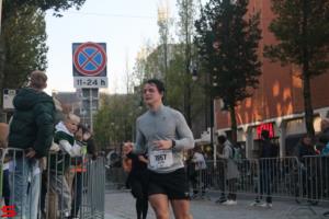 [Activiteiten en Festiviteiten] :: Drechtstadloop Halve Marathon Eind (54)