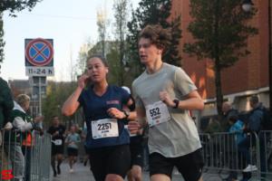 [Activiteiten en Festiviteiten] :: Drechtstadloop Halve Marathon Eind (56)