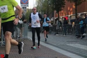 [Activiteiten en Festiviteiten] :: Drechtstadloop Halve Marathon Eind (60)