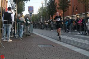 [Activiteiten en Festiviteiten] :: Drechtstadloop Halve Marathon Eind (54)