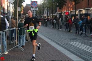 [Activiteiten en Festiviteiten] :: Drechtstadloop Halve Marathon Eind (68)