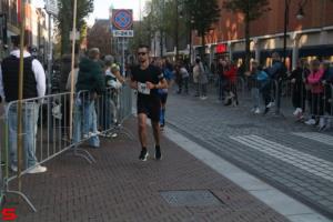 [Activiteiten en Festiviteiten] :: Drechtstadloop Halve Marathon Eind (64)