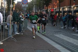 [Activiteiten en Festiviteiten] :: Drechtstadloop Halve Marathon Eind (67)