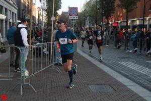 [Activiteiten en Festiviteiten] :: Drechtstadloop Halve Marathon Eind (56)