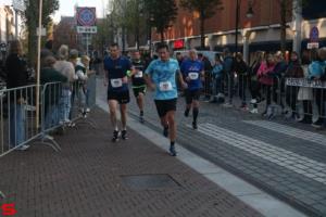 [Activiteiten en Festiviteiten] :: Drechtstadloop Halve Marathon Eind (59)