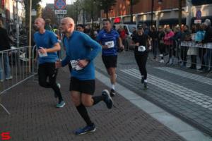 [Activiteiten en Festiviteiten] :: Drechtstadloop Halve Marathon Eind (63)