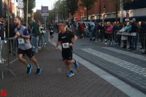 [Activiteiten en Festiviteiten] :: Drechtstadloop Halve Marathon Eind (55)