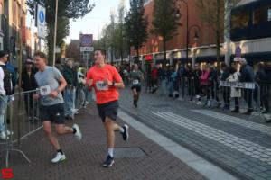 [Activiteiten en Festiviteiten] :: Drechtstadloop Halve Marathon Eind (68)
