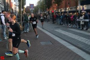 [Activiteiten en Festiviteiten] :: Drechtstadloop Halve Marathon Eind (56)