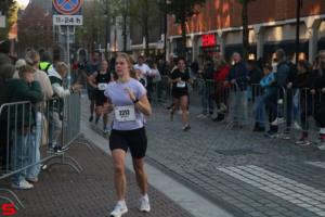 [Activiteiten en Festiviteiten] :: Drechtstadloop Halve Marathon Eind (63)